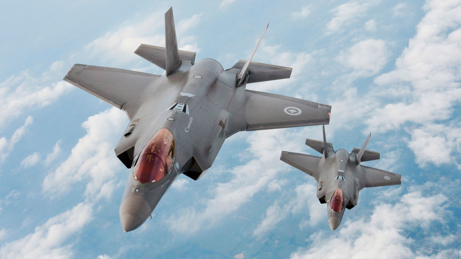 MILANSPORT下载-德国猛将梅尔滕斯决赛展现长泳功底，德里斯·梅尔滕斯什么水平